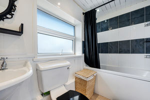 Photo 19- click for photo gallery